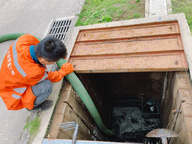 上城抽化粪池